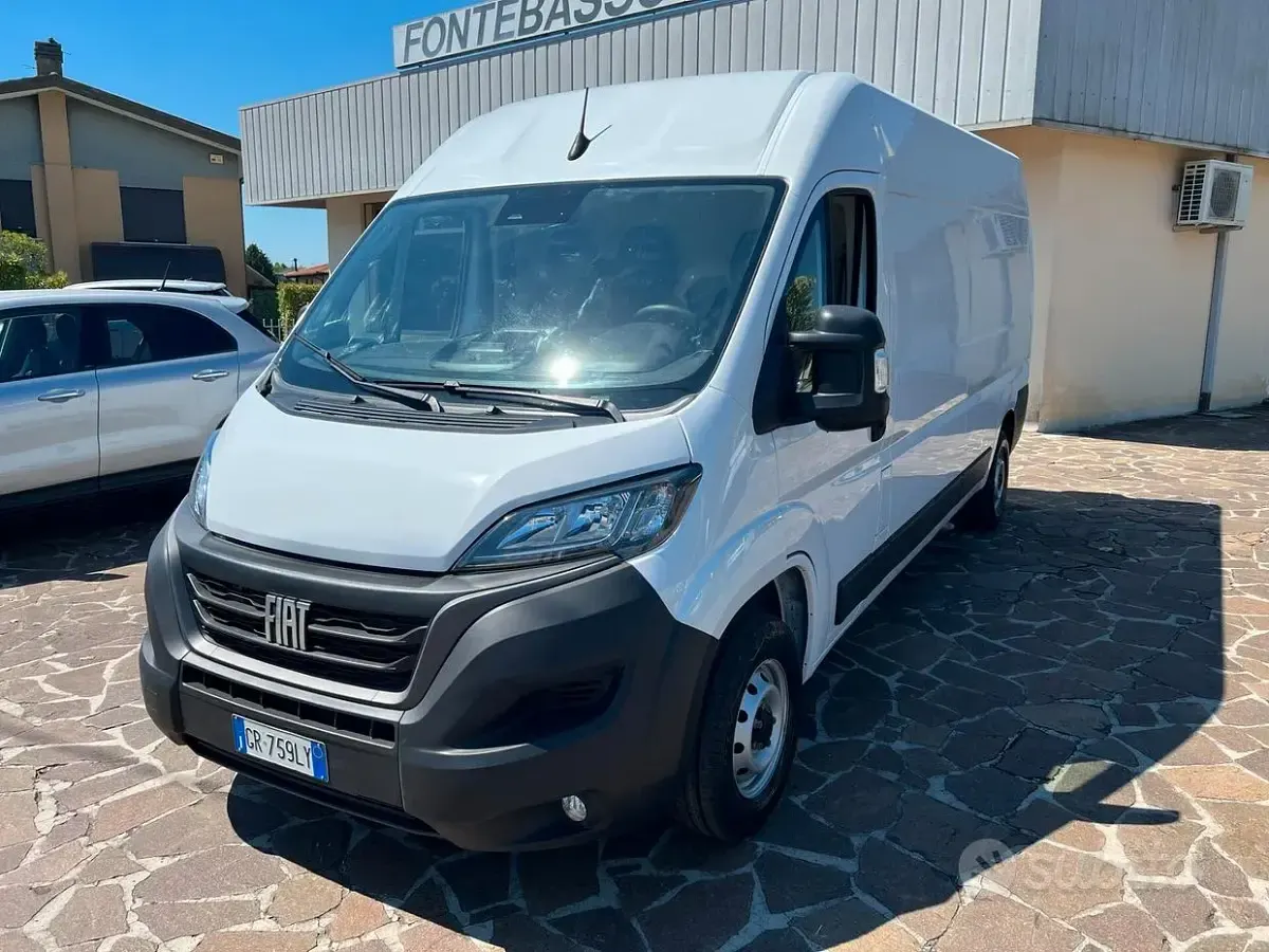 Usata Fiat Ducato 140 CV (102 kW) 2023 Bianco Furgone