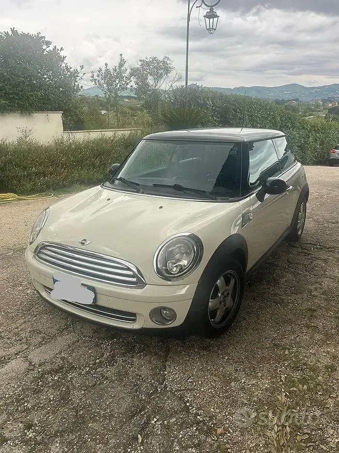 Usata Mini Cooper 95 CV (69 kW) 2009 Utilitaria