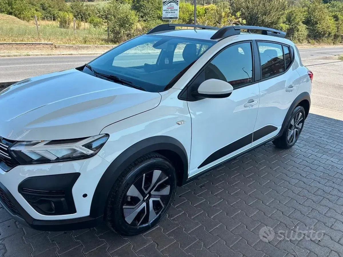 Usata Dacia Sandero Extreme 101 CV (74 kW) 2024 Bianco Berlina