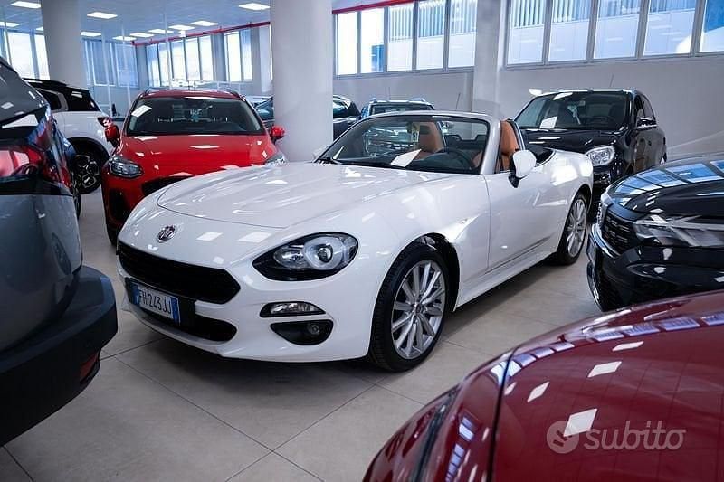 Usata Fiat 124 Spider Lusso 140 CV (102 kW) 2017 Cabrio