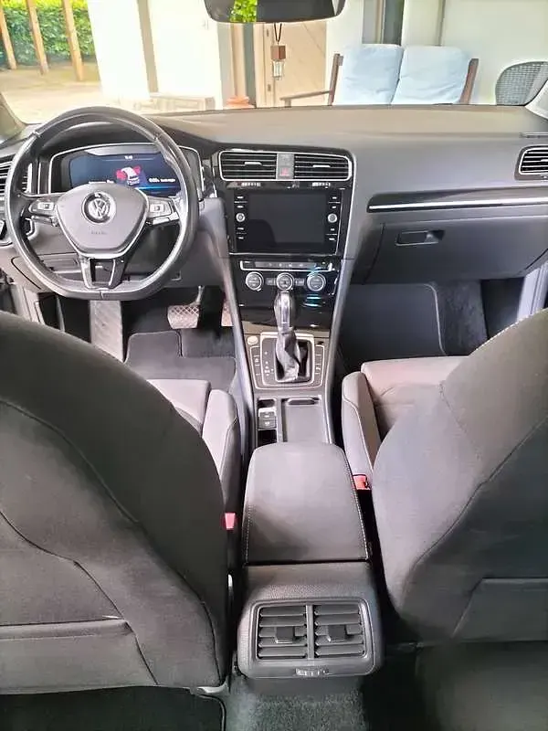 Usata VW Golf VII Highline 125 CV (91 kW) 2017 Grigio Berlina