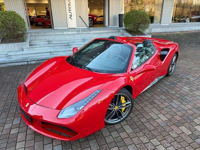 Rosso Usata 2019 Ferrari 488 Cabrio | 250.000 € (Molto cara) - Immagine 1/4
