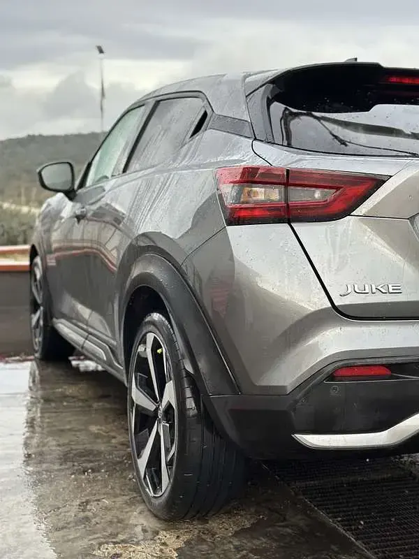 Usata Nissan Juke N-Connecta 114 CV (83 kW) 2022 Grigio SUV