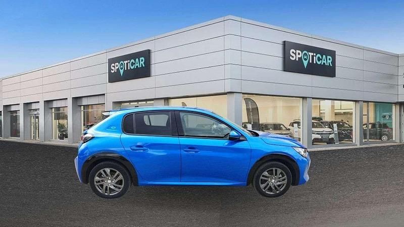Usata Peugeot 208 Allure 56 kW (77 CV) 2021 Blu vert Utilitaria