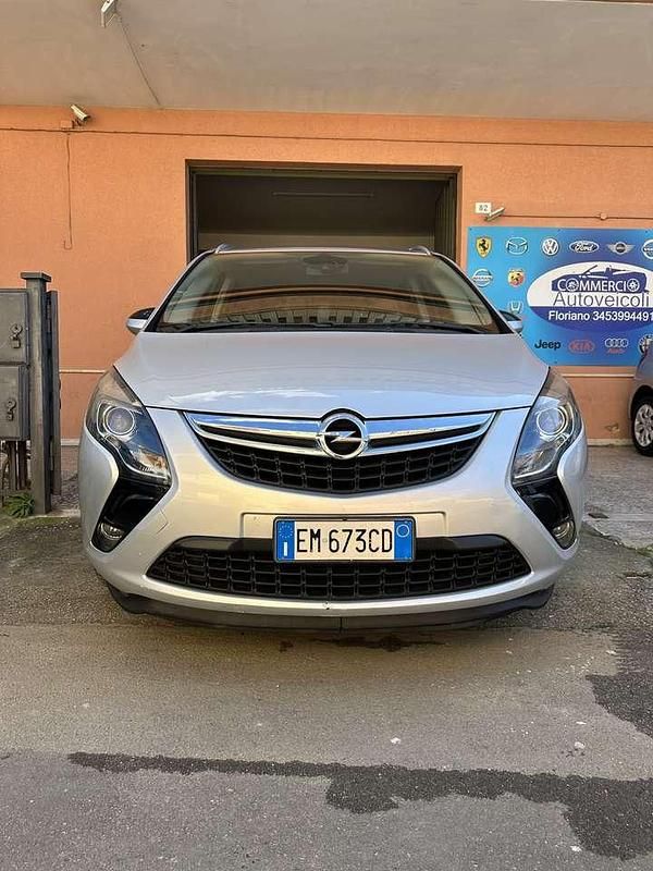 Usata Opel Zafira Cosmo 120 CV (88 kW) 2012 Other Monovolume