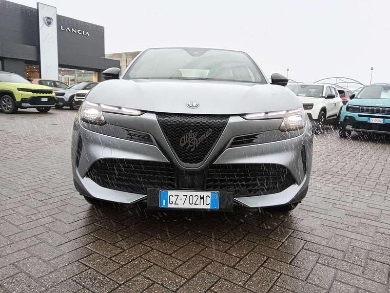Nuova Alfa Romeo Junior 114 kW (156 CV) 2025 Grigio SUV