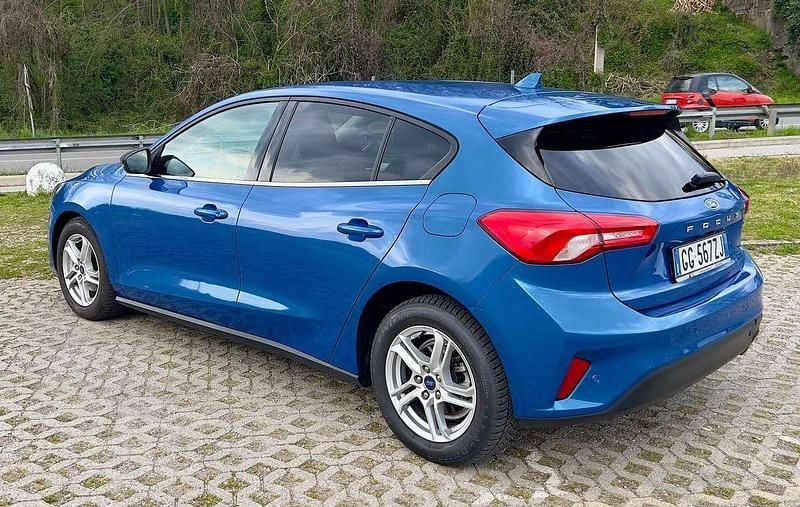 Usata Ford Focus Active 125 CV (91 kW) 2021 Blu/azzurro