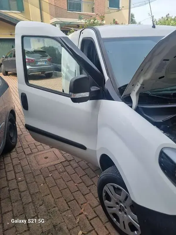 Usata Fiat Doblò Active 84 CV (61 kW) 2010 Monovolume