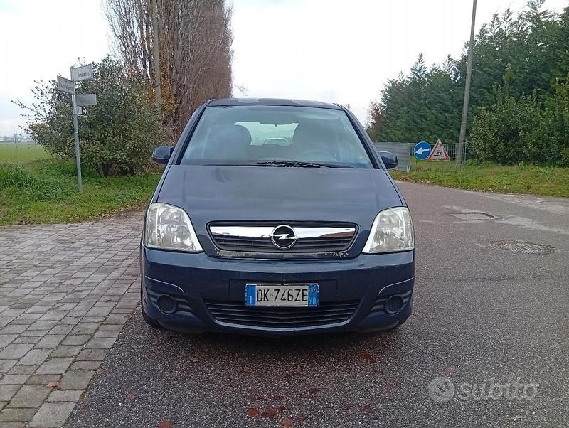 Usata 2008 Opel Meriva Monovolume | 1800 € - Immagine 1/4