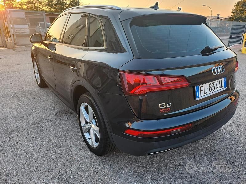 Usata Audi Q5 Business 190 CV (139 kW) 2017 Grigio SUV