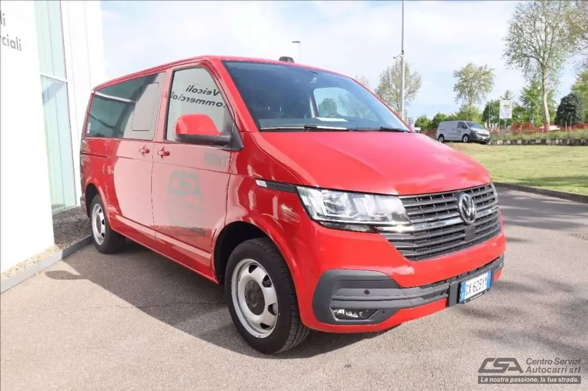 Usata VW T7 Business 150 CV (110 kW) 2025 Rosso Furgone
