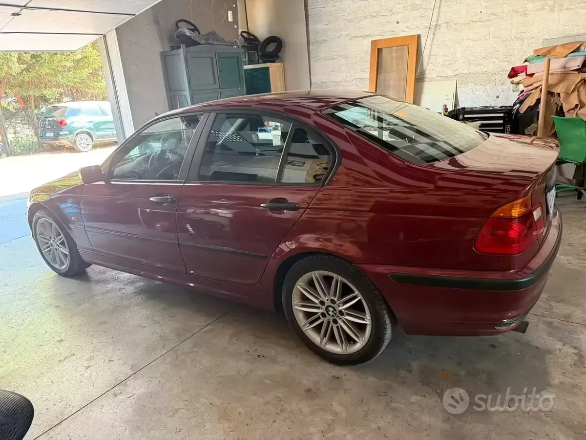 Usata BMW 318 118 CV (86 kW) 1998 Rosso Berlina