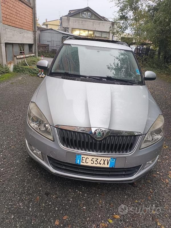 Usata Skoda Fabia 75 CV (55 kW) 2010 Grigio Station wagon