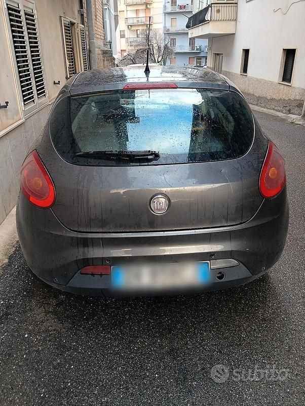 Usata Fiat 1600 120 CV (88 kW) 2008 Grigio Berlina