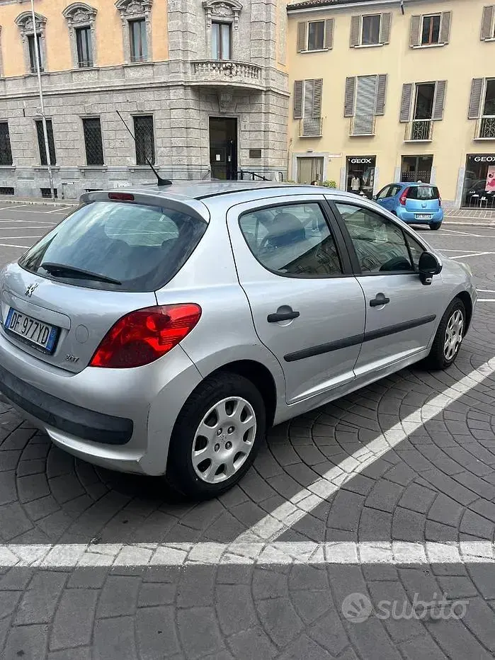 Usata Peugeot 207 73 CV (53 kW) 2007 Grigio Berlina