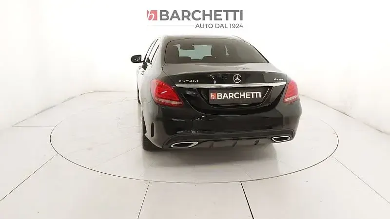 Usata Mercedes C250 Premium 204 CV (150 kW) 2017 Nero Utilitaria