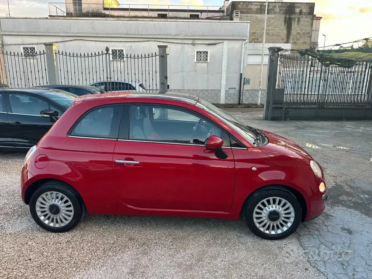 Usata Fiat 500 Lounge 69 CV (50 kW) 2012 Rosso Utilitaria