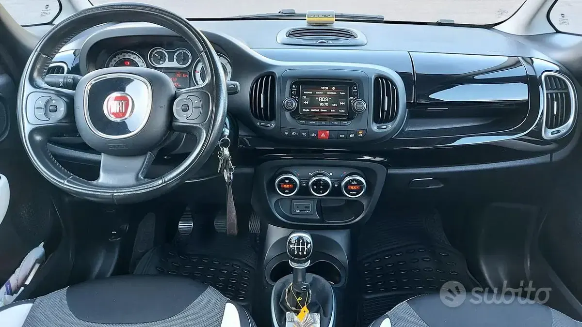 Usata Fiat 500L Trekking 120 CV (88 kW) 2017 Nero Monovolume