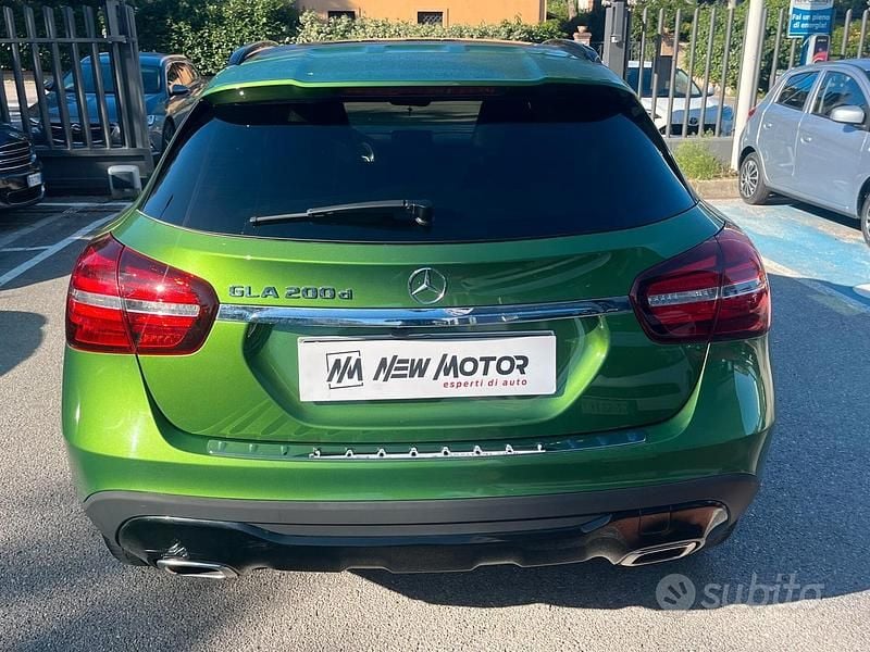 Usata Mercedes GLA200 Premium 136 CV (100 kW) 2018 Verde SUV
