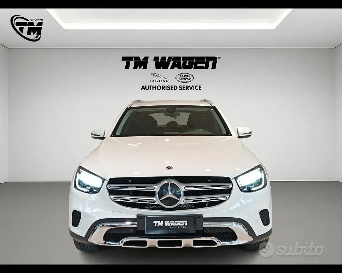 Usata Mercedes GLC200 Business 163 CV (119 kW) 2021 Bianco SUV