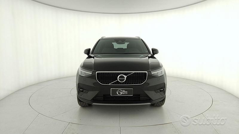 Usata Volvo XC40 Core 129 CV (94 kW) 2024 Nero SUV