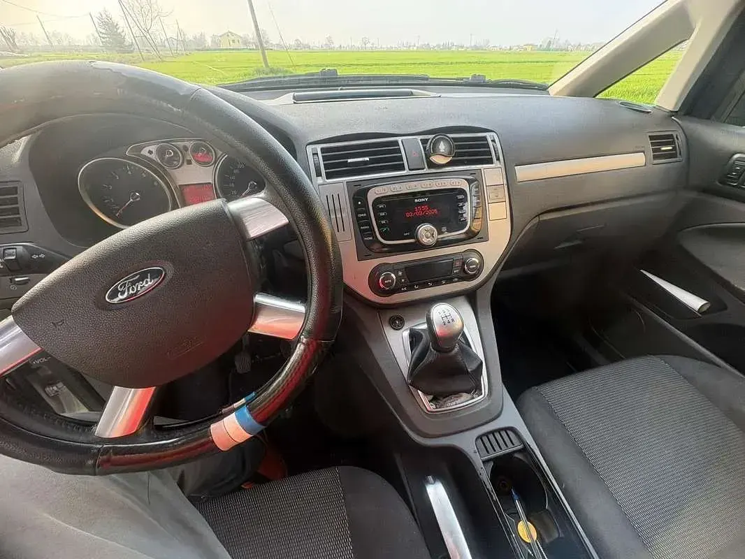 Usata Ford C-MAX Titanium 145 CV (106 kW) 2010 Monovolume