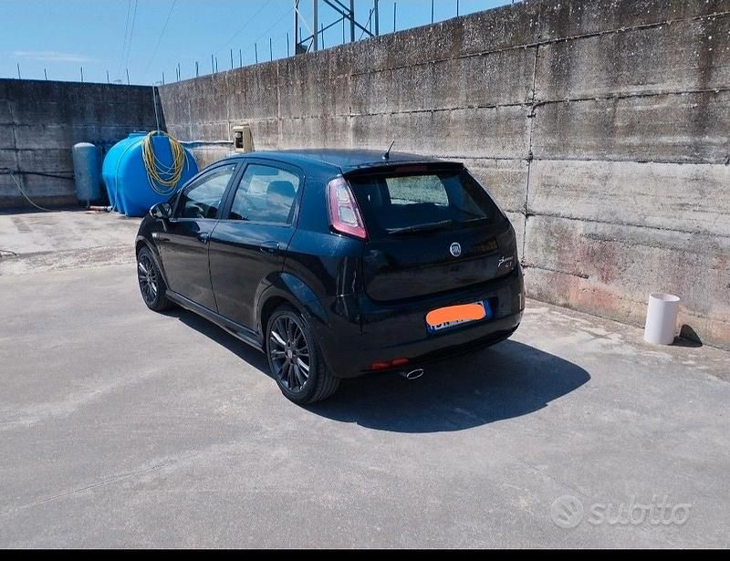 Usata Fiat Grande Punto 75 CV (55 kW) 2008 Utilitaria