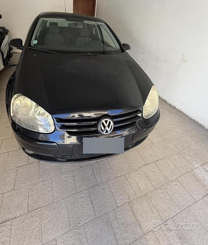 Usata VW Golf V 2006 Nero Utilitaria