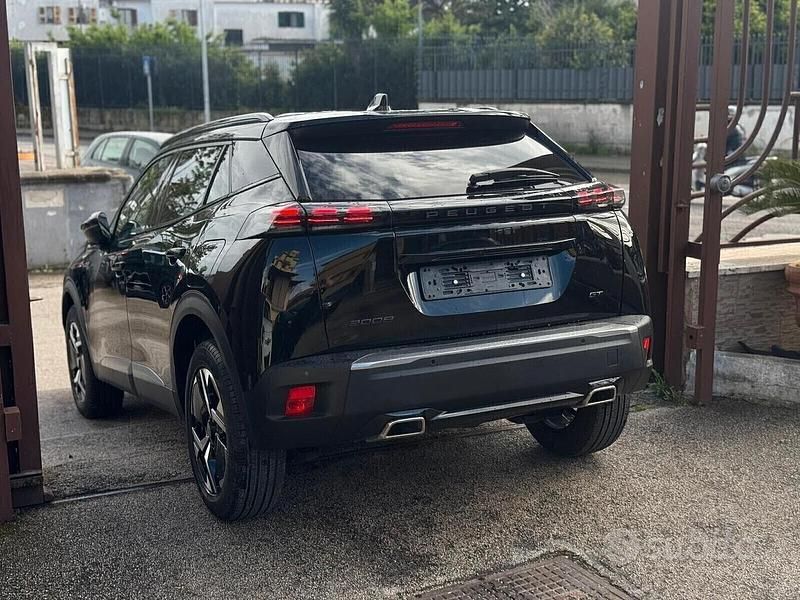 Usata Peugeot 2008 GT 130 CV (95 kW) 2024 Nero SUV
