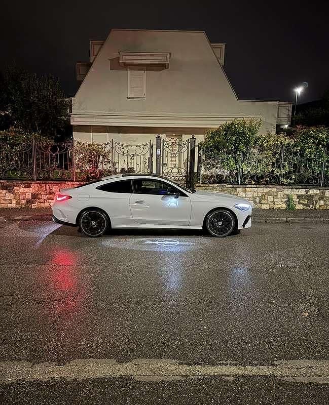 Usata Mercedes CLE220 AMG Line Premium Plus 197 CV (144 kW) 2023 Coupé