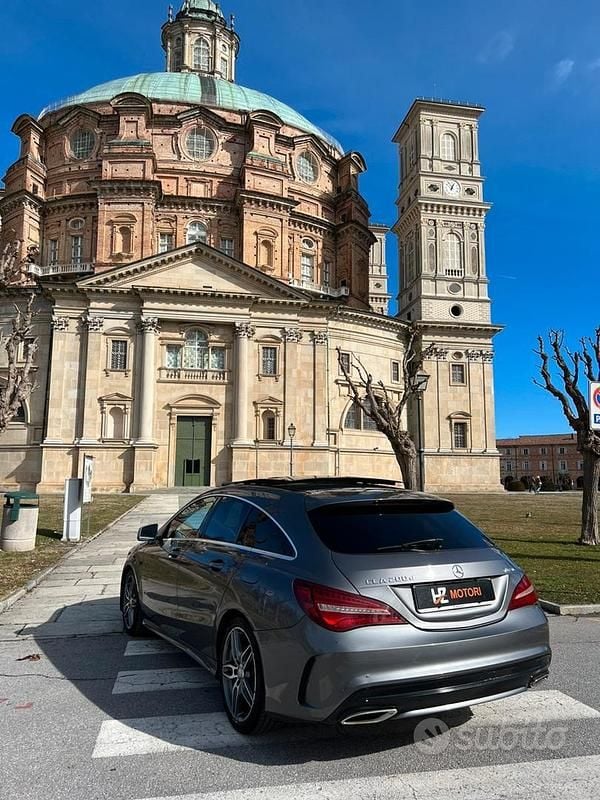 Usata Mercedes CLA200 AMG 136 CV (100 kW) 2017 Grigio Station wagon
