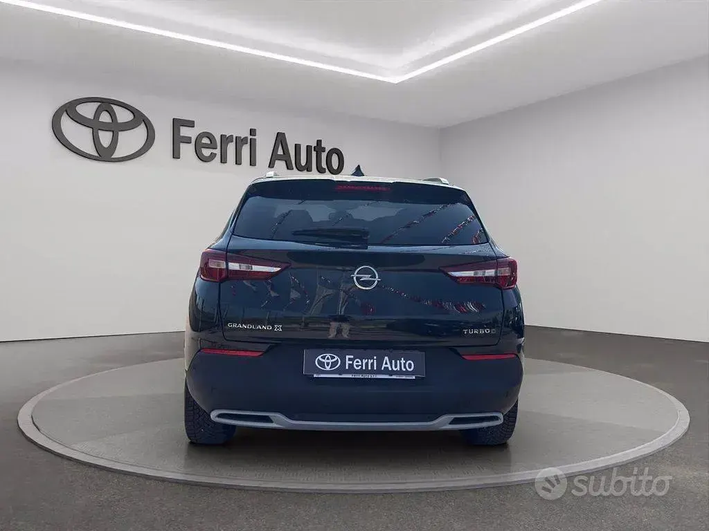 Usata Opel Grandland X Innovation 131 CV (96 kW) 2019 Nero SUV