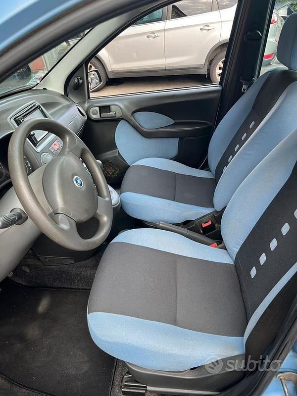 Usata Fiat Panda 4x4 Climbing 69 CV (50 kW) 2007 Blu Utilitaria