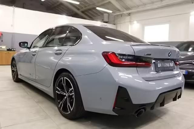 Usata BMW 320e M Sport 190 CV (139 kW) 2025 Grigio Berlina