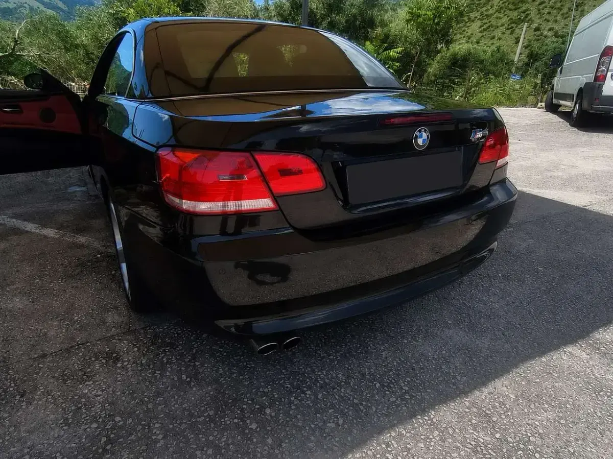 Usata BMW 325 Cabriolet 218 CV (160 kW) 2007 Nero Cabrio