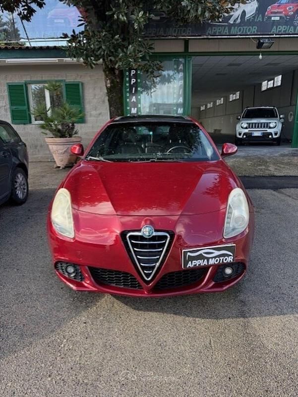 Usata Alfa Romeo Giulietta 170 CV (125 kW) 2010 Rosso Berlina