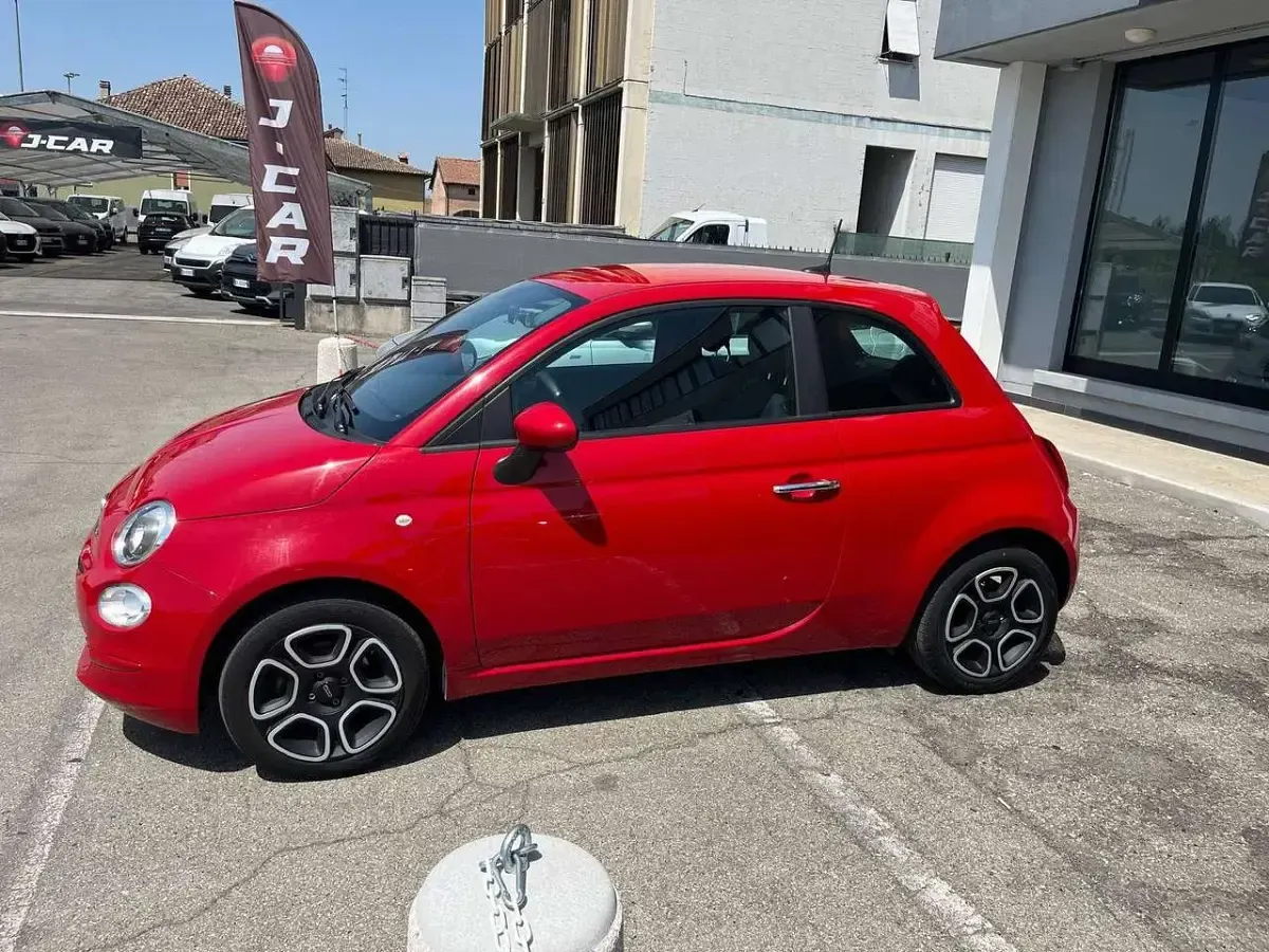 Usata Fiat 500 69 CV (50 kW) 2022 Rosso passione Utilitaria