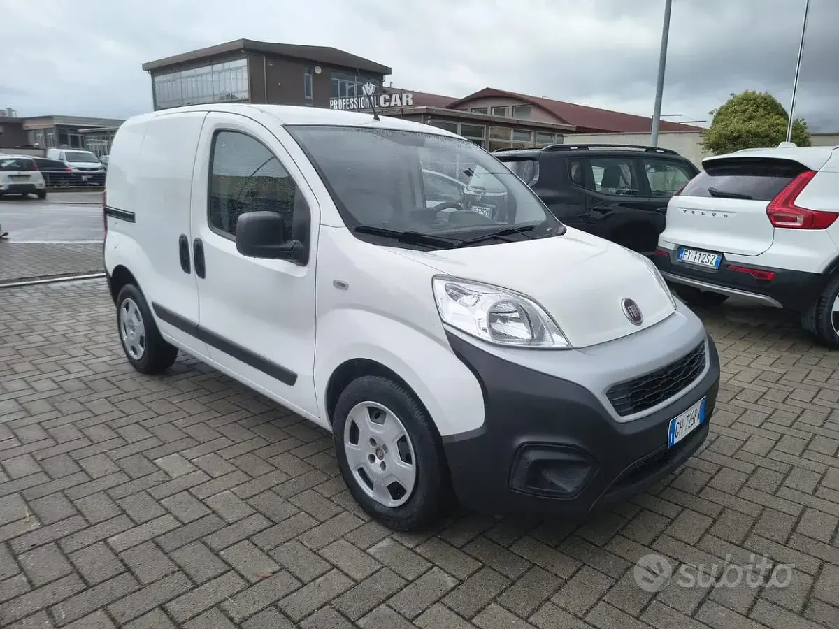 Usata Fiat Fiorino 95 CV (69 kW) 2021 Bianco Monovolume
