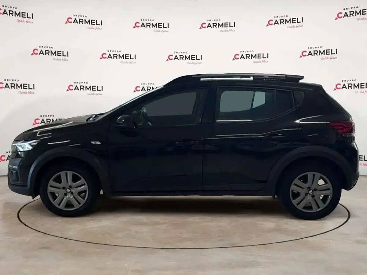 Usata Dacia Sandero Comfort 101 CV (74 kW) 2021 Nero nacrè Berlina