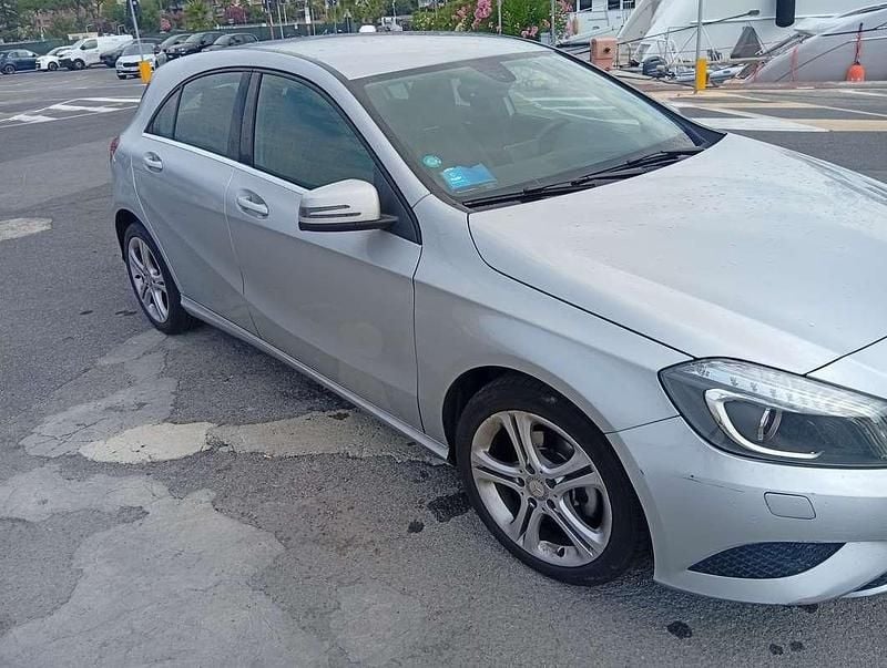 Usata Mercedes A180 109 CV (80 kW) 2012 Berlina