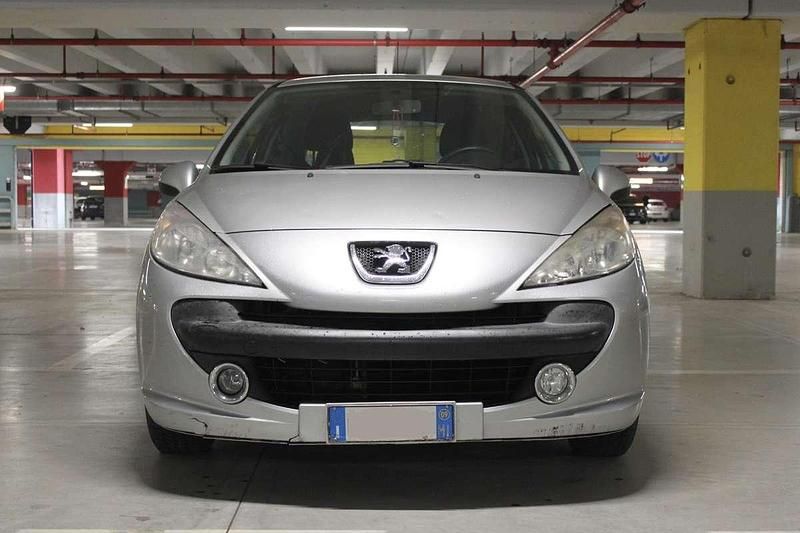 Usata Peugeot 207 95 CV (69 kW) 2009 Berlina