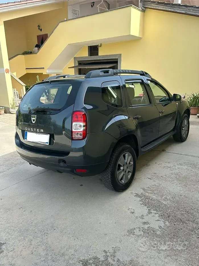 Usata Dacia Duster 109 CV (80 kW) 2014 Nero SUV