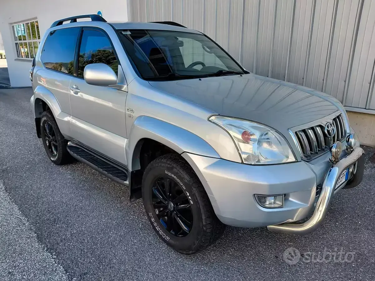 Usata Toyota Land Cruiser 163 CV (119 kW) 2004 Grigio SUV