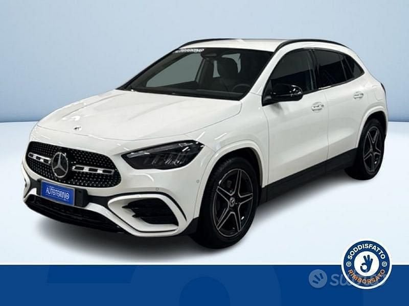 Usata Mercedes GLA200 AMG line 149 CV (109 kW) 2025 Bianco SUV