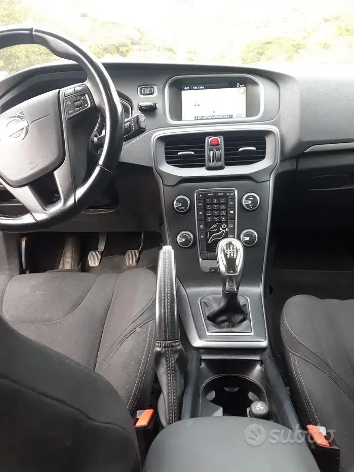 Usata Volvo V40 2013 Nero Berlina