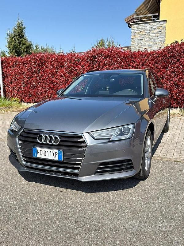 Usata Audi A4 Business 150 CV (110 kW) 2017 Grigio Station wagon