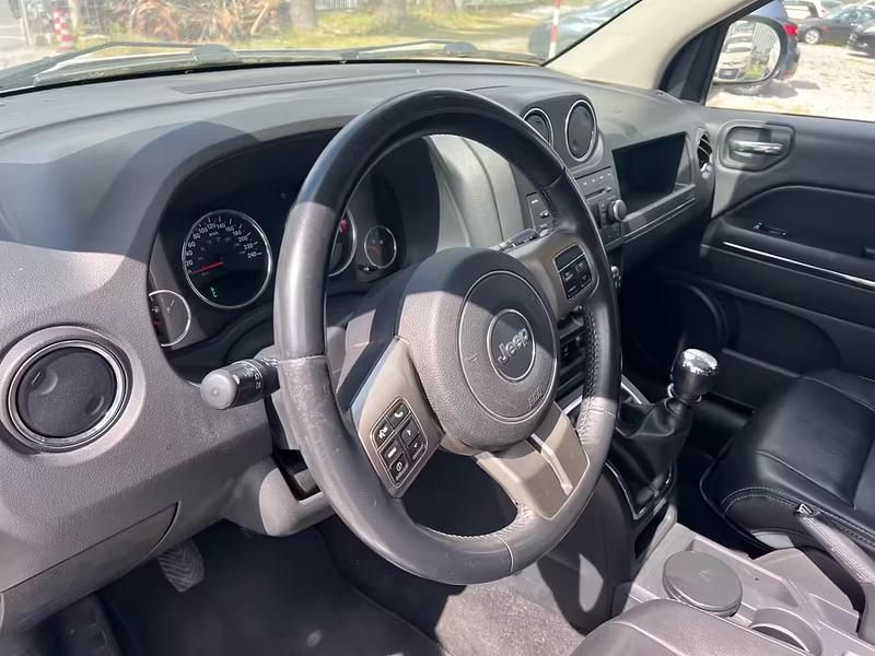 Usata Jeep Compass Limited 163 CV (119 kW) 2012 Argento SUV