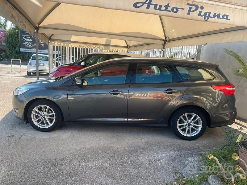 Usata Ford Focus Titanium 95 CV (69 kW) 2016 Grigio Station wagon