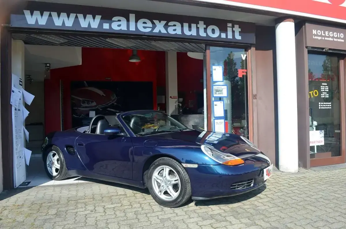 Usata Porsche Boxster 204 CV (150 kW) 2002 Blu/azzurro Cabrio