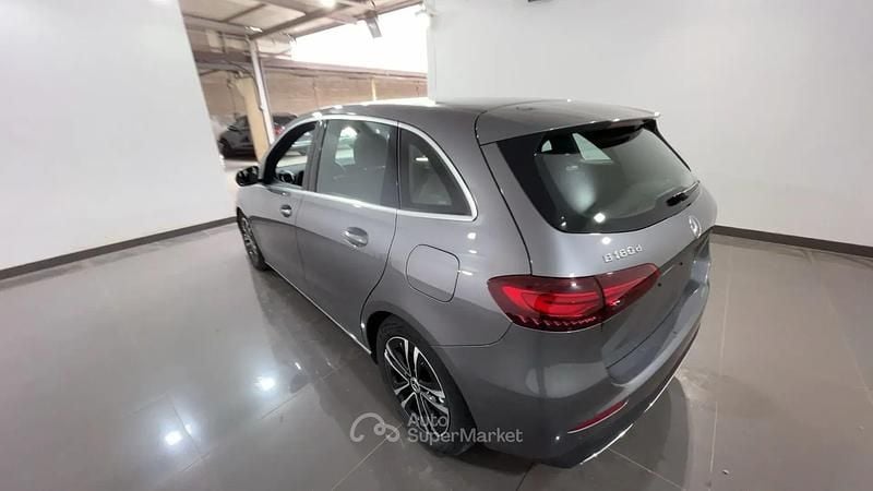 Usata Mercedes B180 Progressive 116 CV (85 kW) 2024 Grigio Monovolume